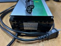 Зарядное устройство 72V 5-10A